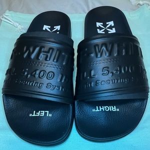 Off White Embossed Pool Slides